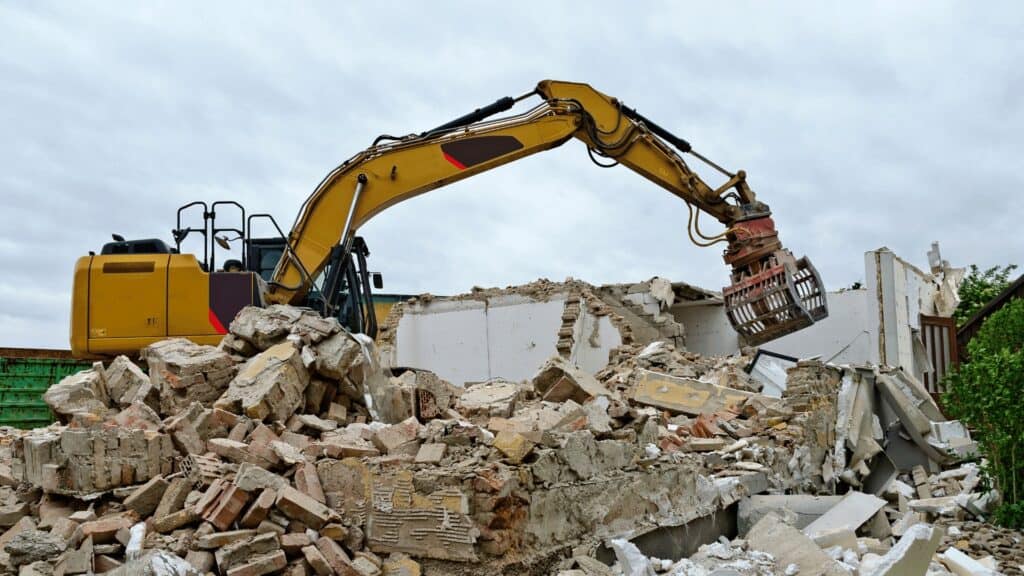 Residential Demolition in Palm Bay: Clearing the Way for Your Next Vision